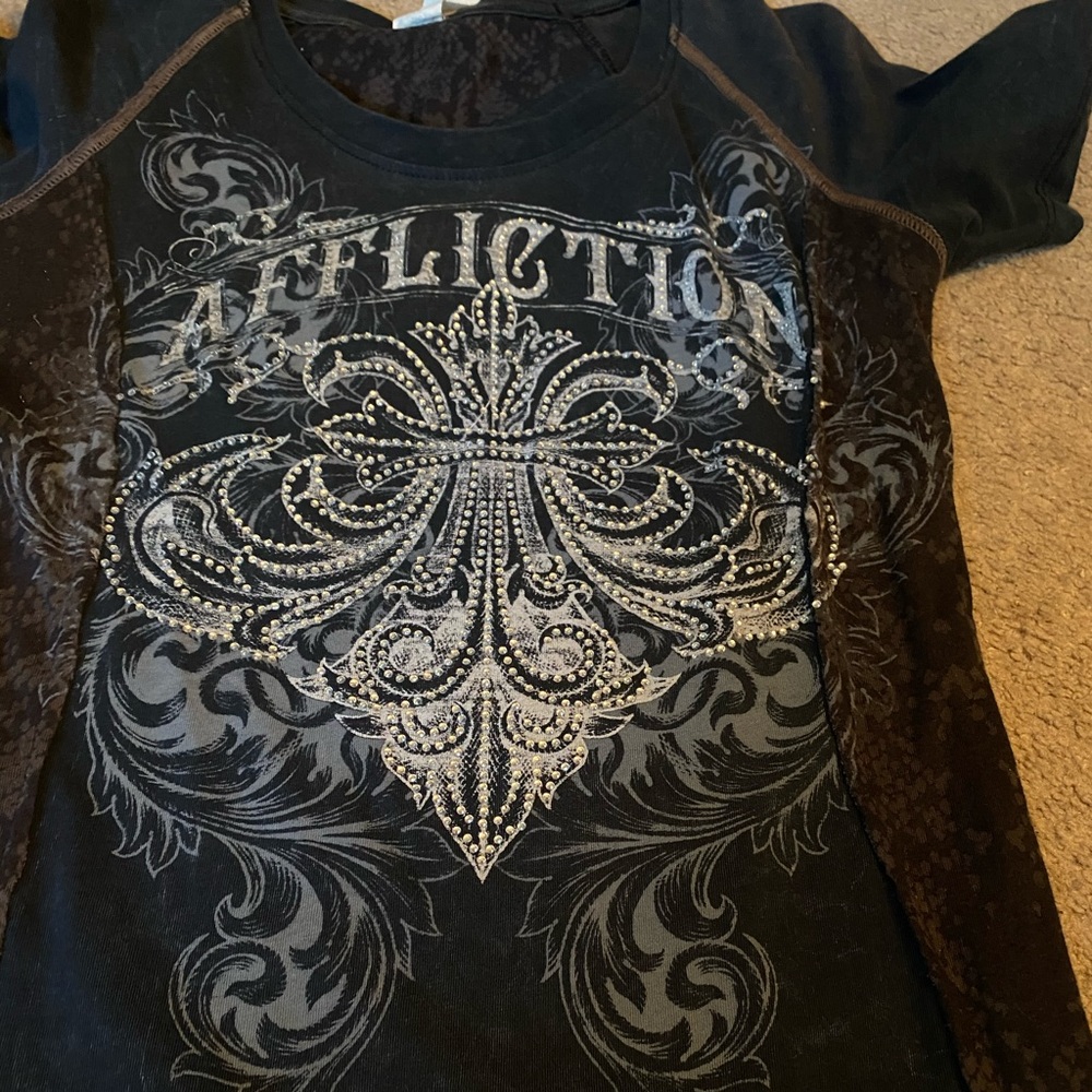 Affliction top